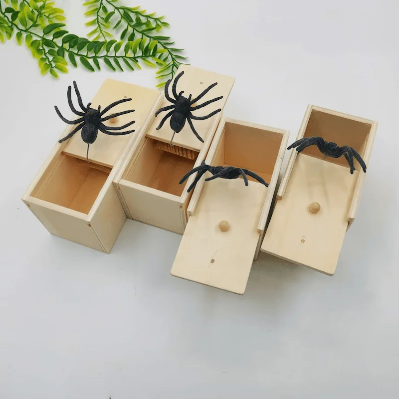 WOODEN SPIDER BOX - Image 5